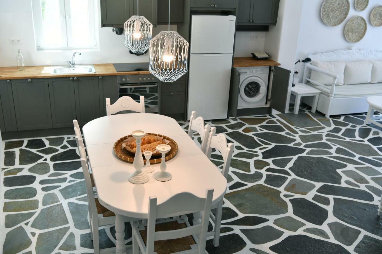 פארוס Santa Flora 3 Bedroom House A ParikiaaS Edge מראה חיצוני תמונה
