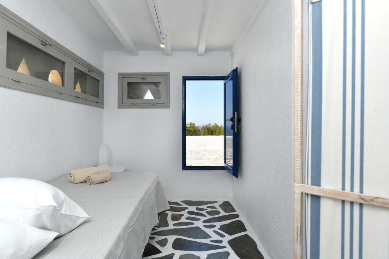 פארוס Santa Flora 3 Bedroom House A ParikiaaS Edge מראה חיצוני תמונה