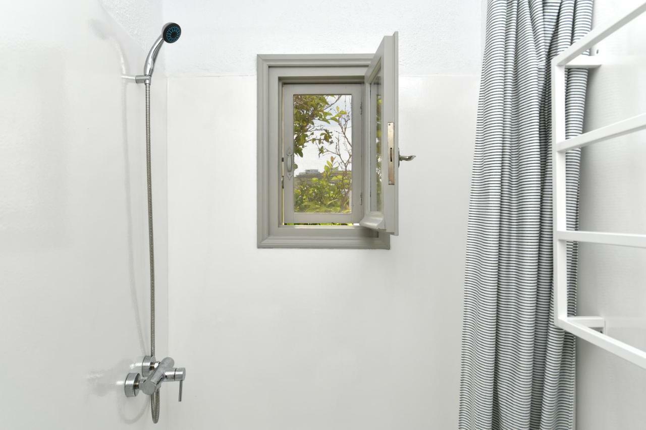 פארוס Santa Flora 3 Bedroom House A ParikiaaS Edge מראה חיצוני תמונה
